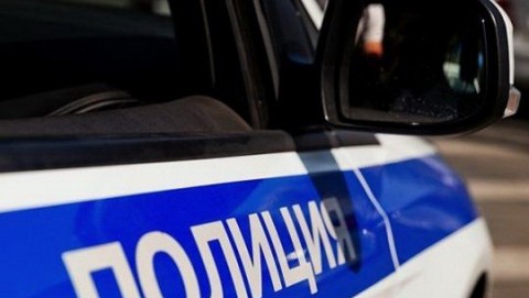 Полицейские Заринска задержали водителя, который угнал ЗИЛ, чтобы добраться до дома