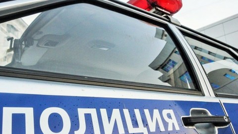 Сотрудники полиции Заринска задержали подозреваемого в угоне автомобиля